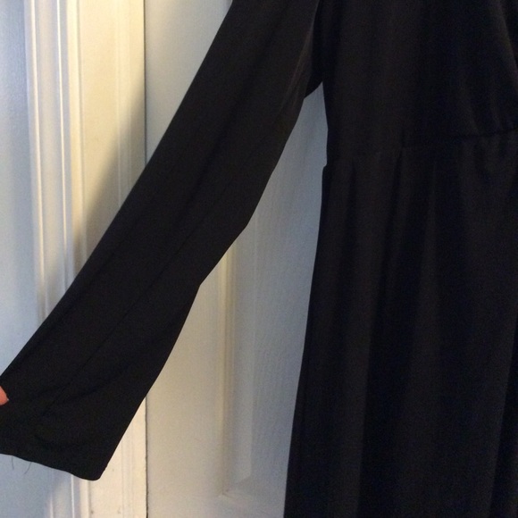 Lightweight Maternity Long Sleeve Top - Picture 4 of 4